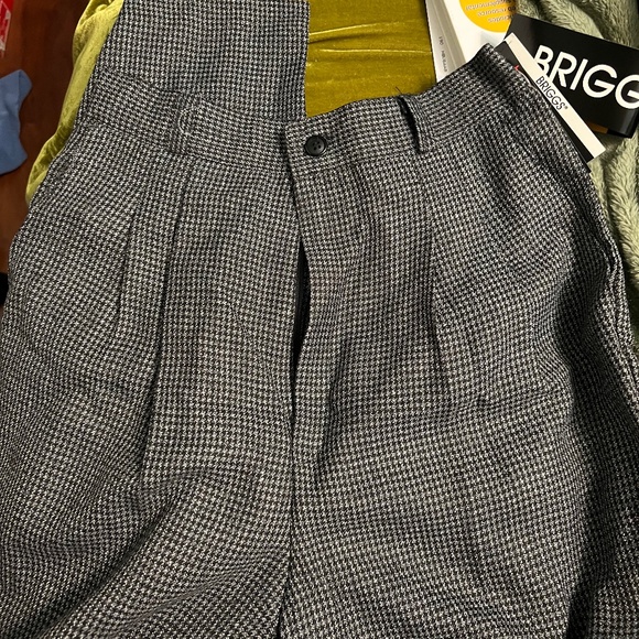 Pants - High wasted pleated black and white houndstooth relaxed fit trousers by briggs